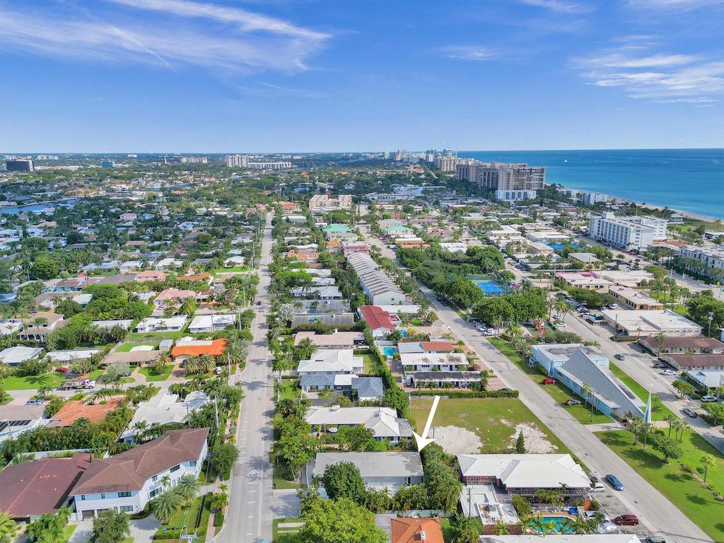 4422 Sea Grape Drive, Lauderdale-By-The-Sea