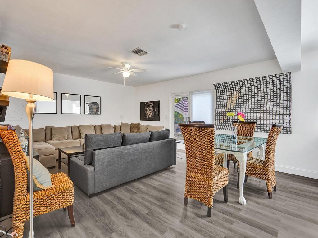 4422 Sea Grape Drive, Lauderdale-By-The-Sea