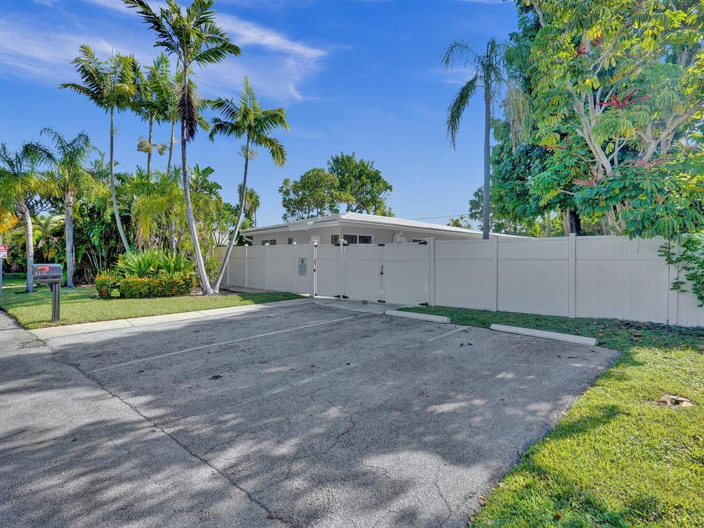 4422 Sea Grape Drive, Lauderdale-By-The-Sea