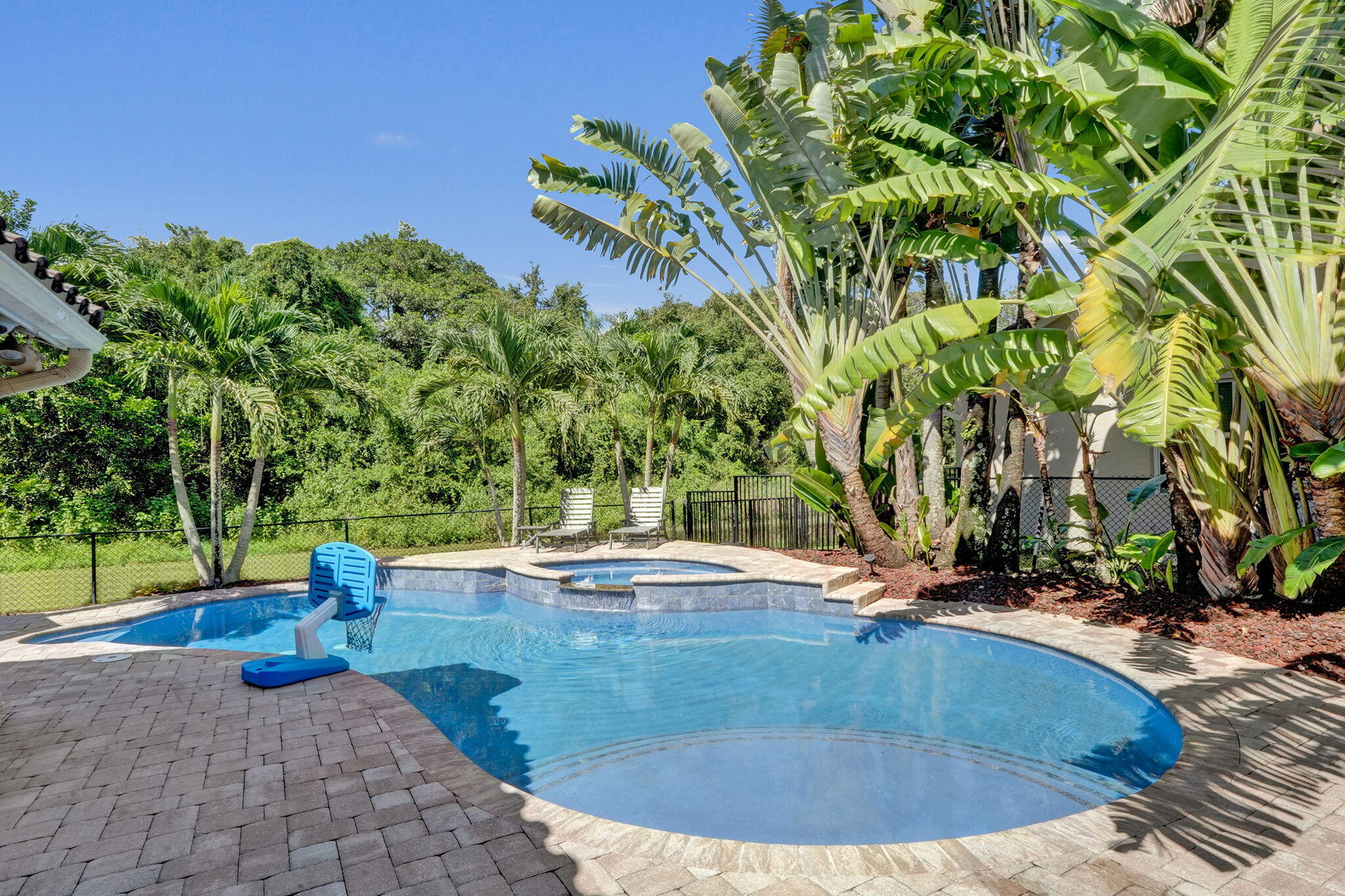 9645 E Tree Tops Court