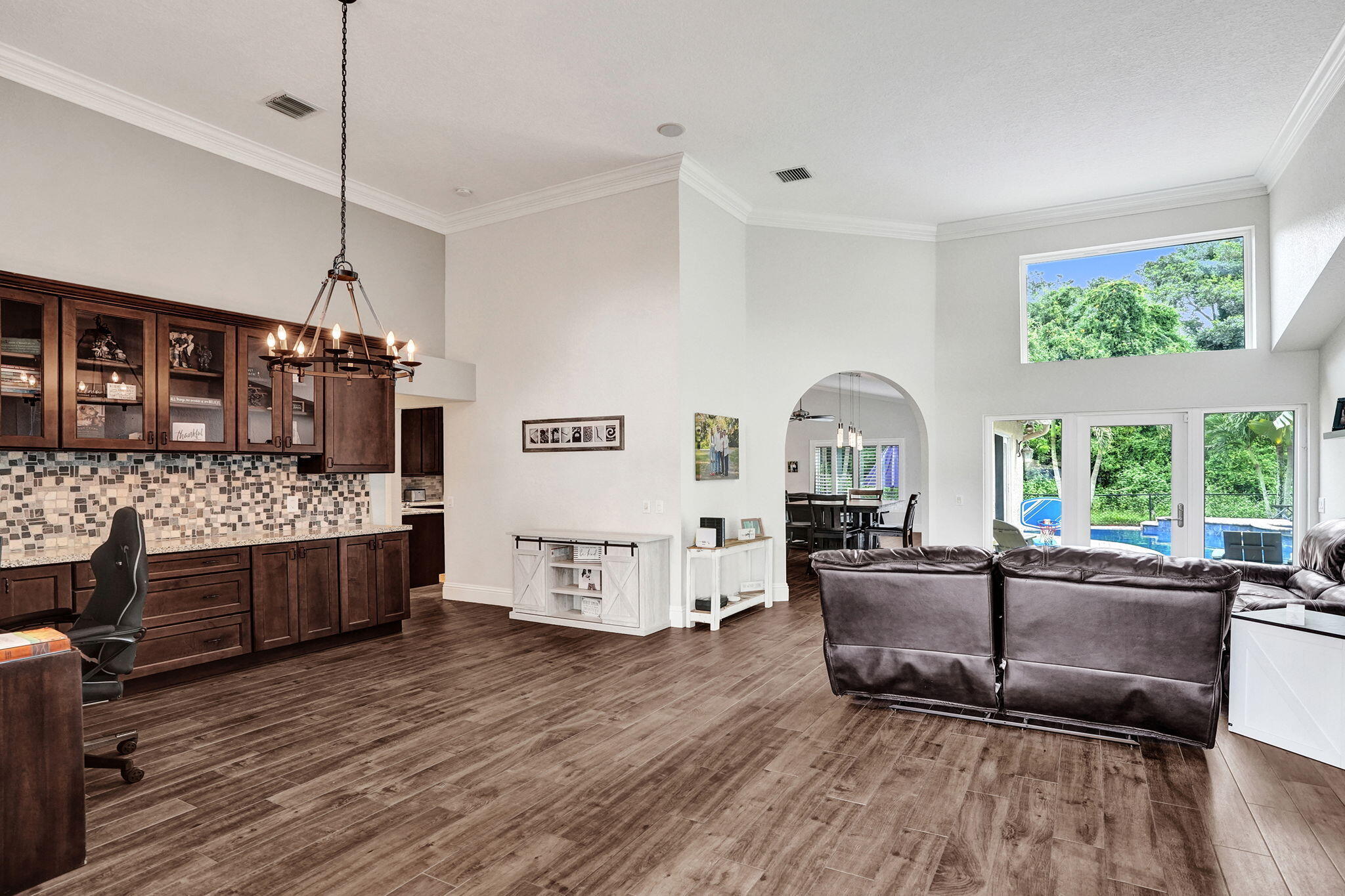 9645 E Tree Tops Court