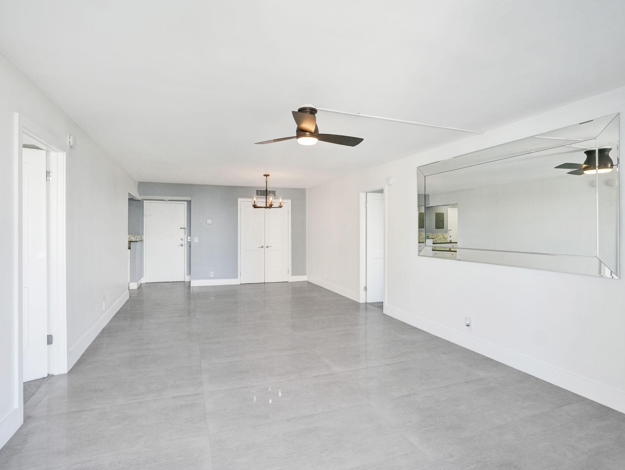 2000 S Ocean Boulevard 7N, Lauderdale-By-The-Sea Unit: 7N