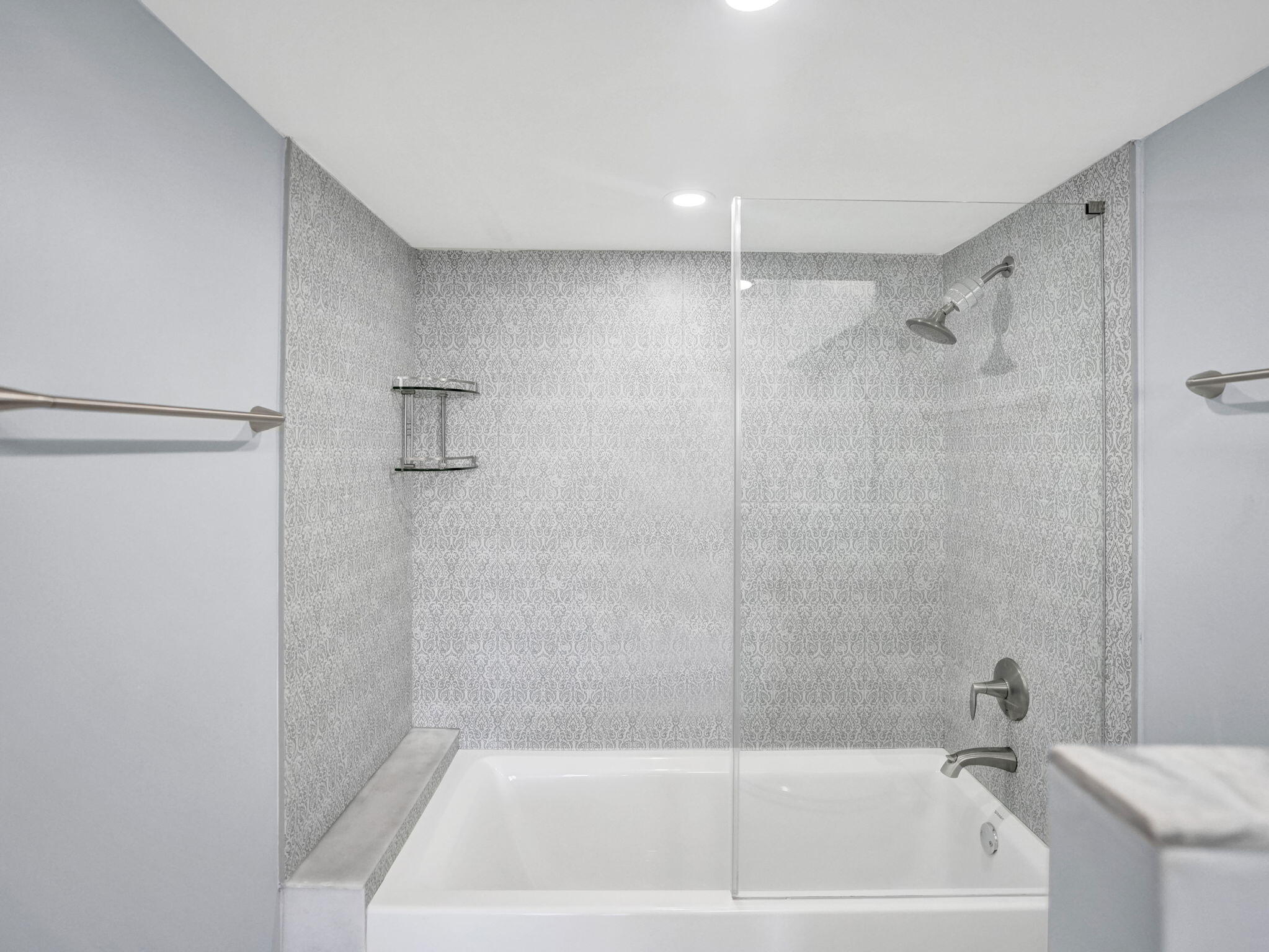 2000 S Ocean Boulevard 7N, Lauderdale-By-The-Sea Unit: 7N