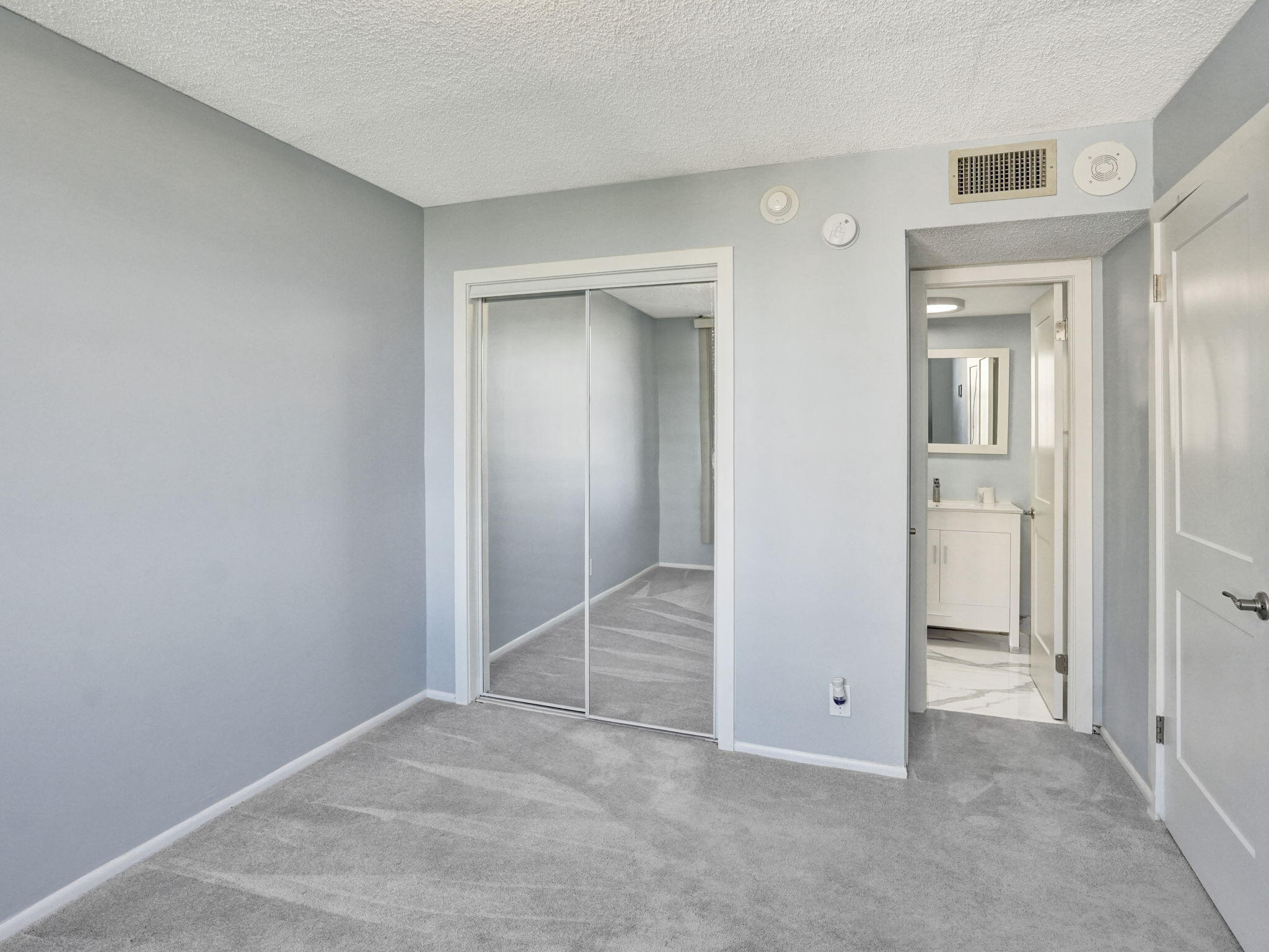 2000 S Ocean Boulevard 7N, Lauderdale-By-The-Sea Unit: 7N