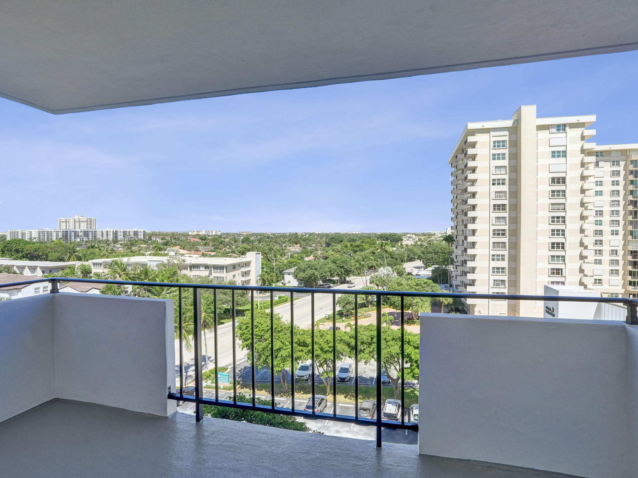 2000 S Ocean Boulevard 7N, Lauderdale-By-The-Sea Unit: 7N