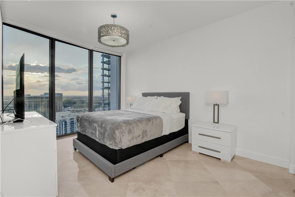 333 Las Olas Way Unit: 3806