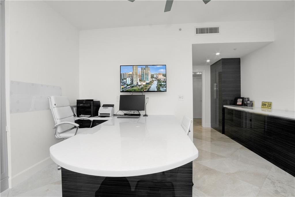 333 Las Olas Way Unit: 3806