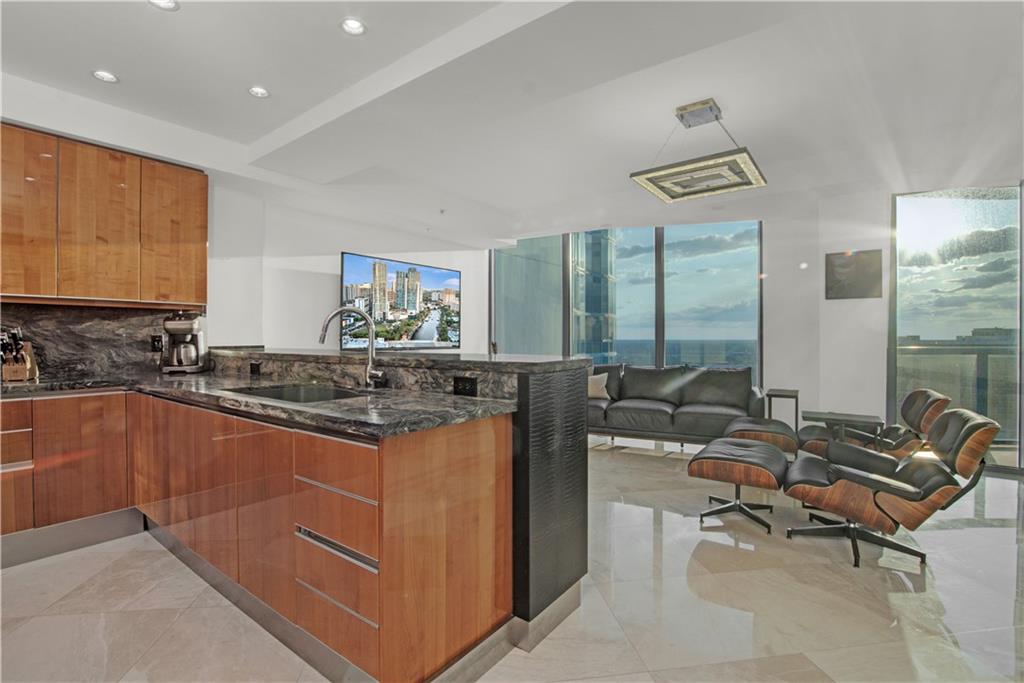 333 Las Olas Way Unit: 3806