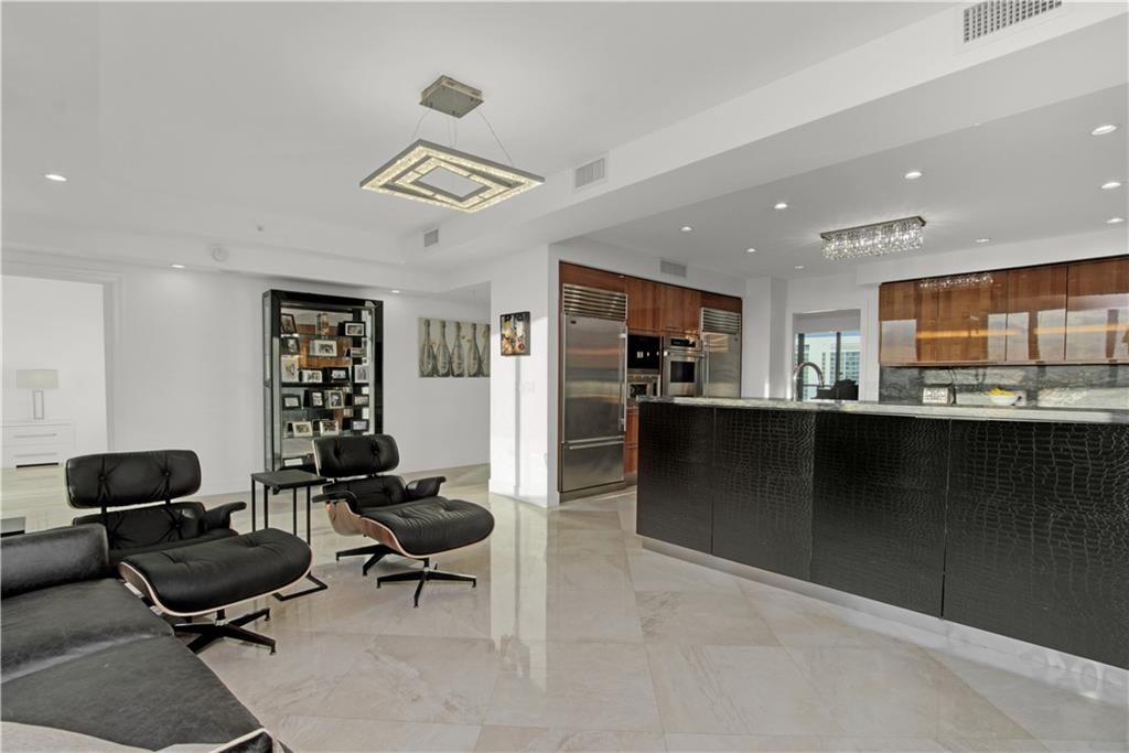 333 Las Olas Way Unit: 3806