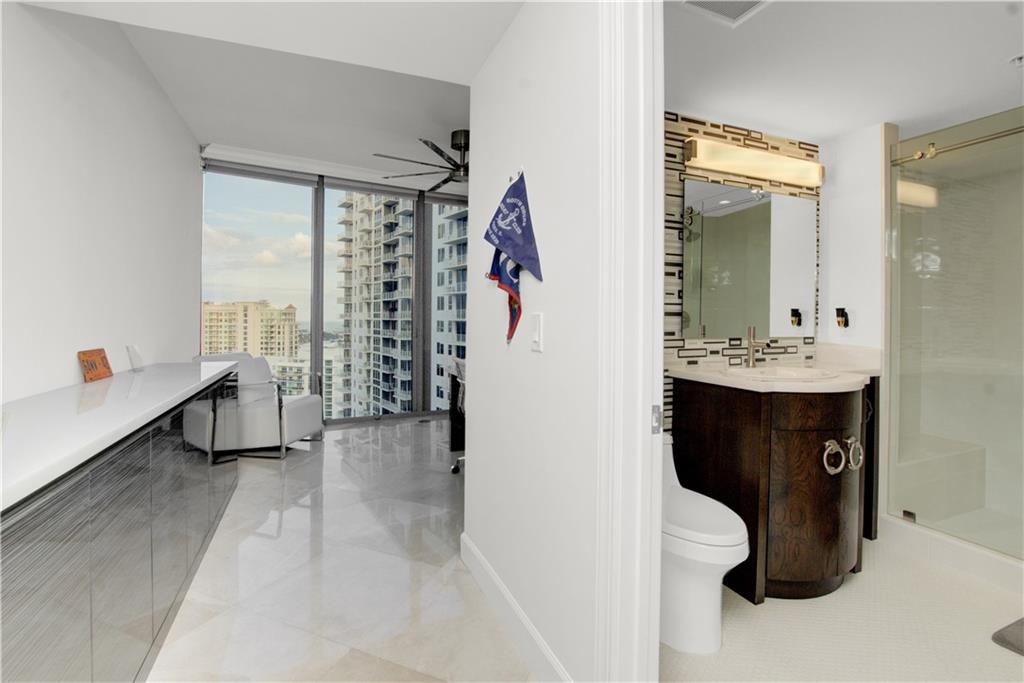 333 Las Olas Way Unit: 3806