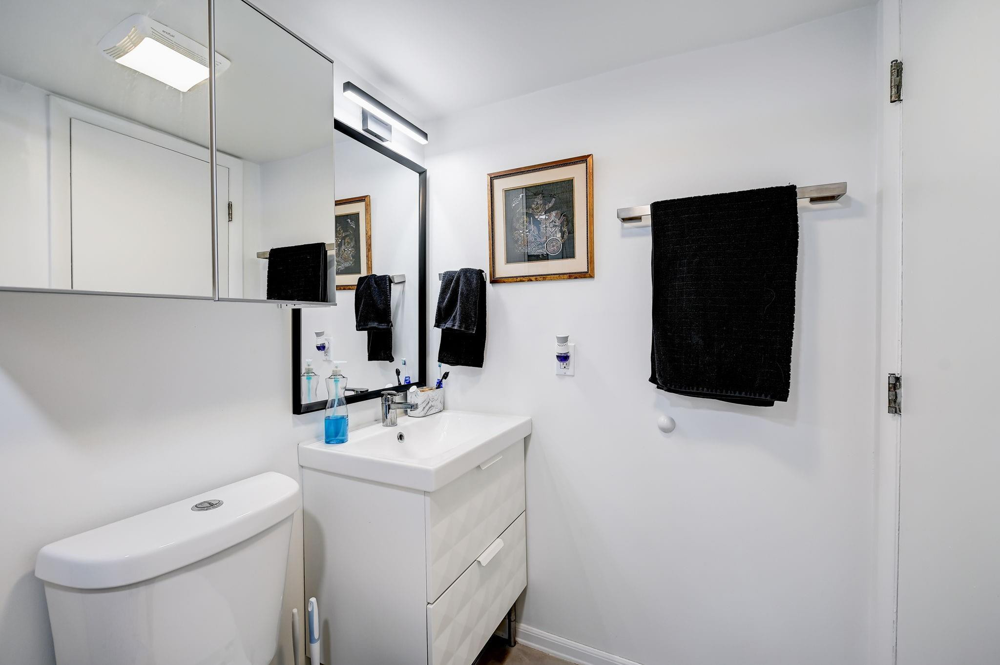 305 NE 16th Street 4