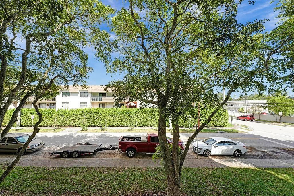 8950 NE 8th Avenue 213