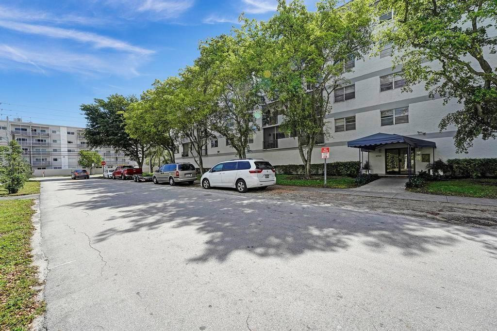 8950 NE 8th Avenue 213