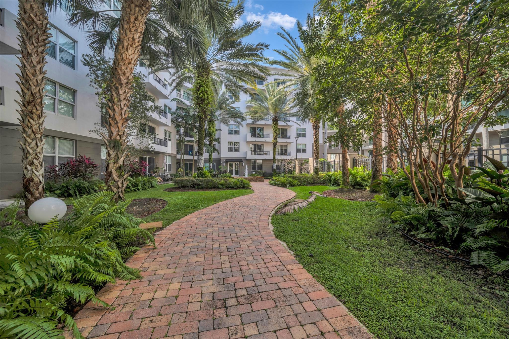 2421 NE 65th Street 2-113