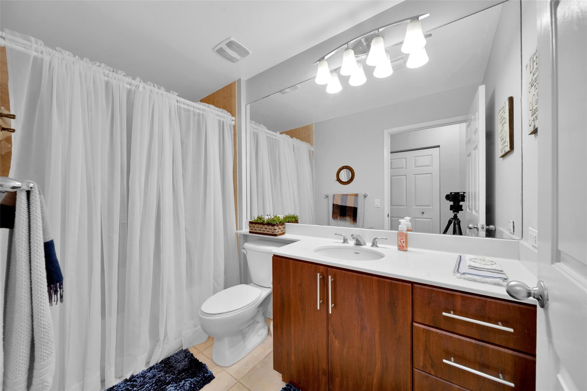 2421 NE 65th Street 2-113