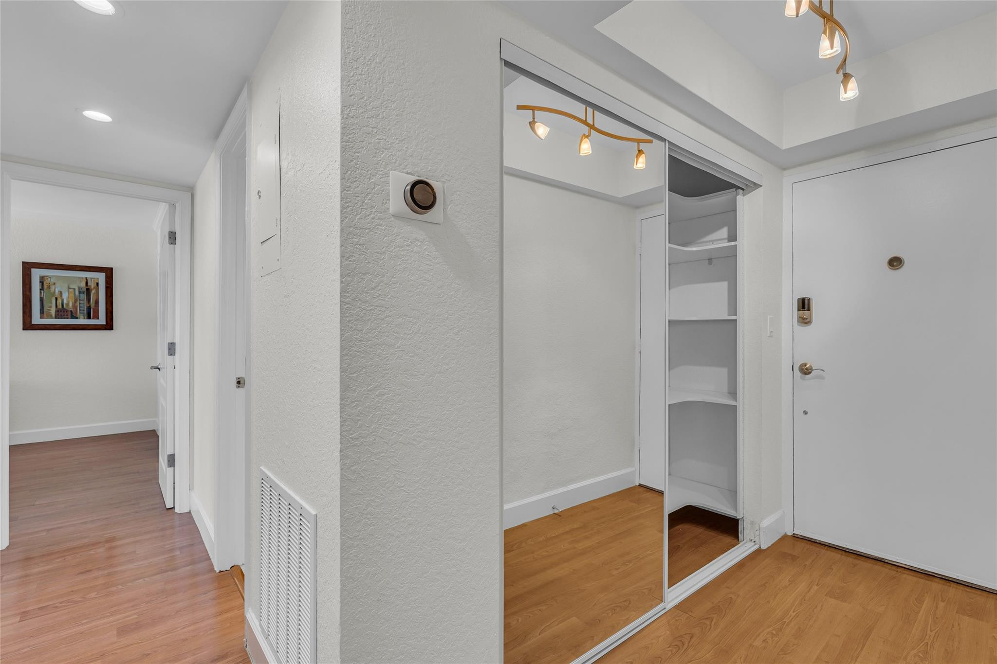 2900 NE 30th Street G-9