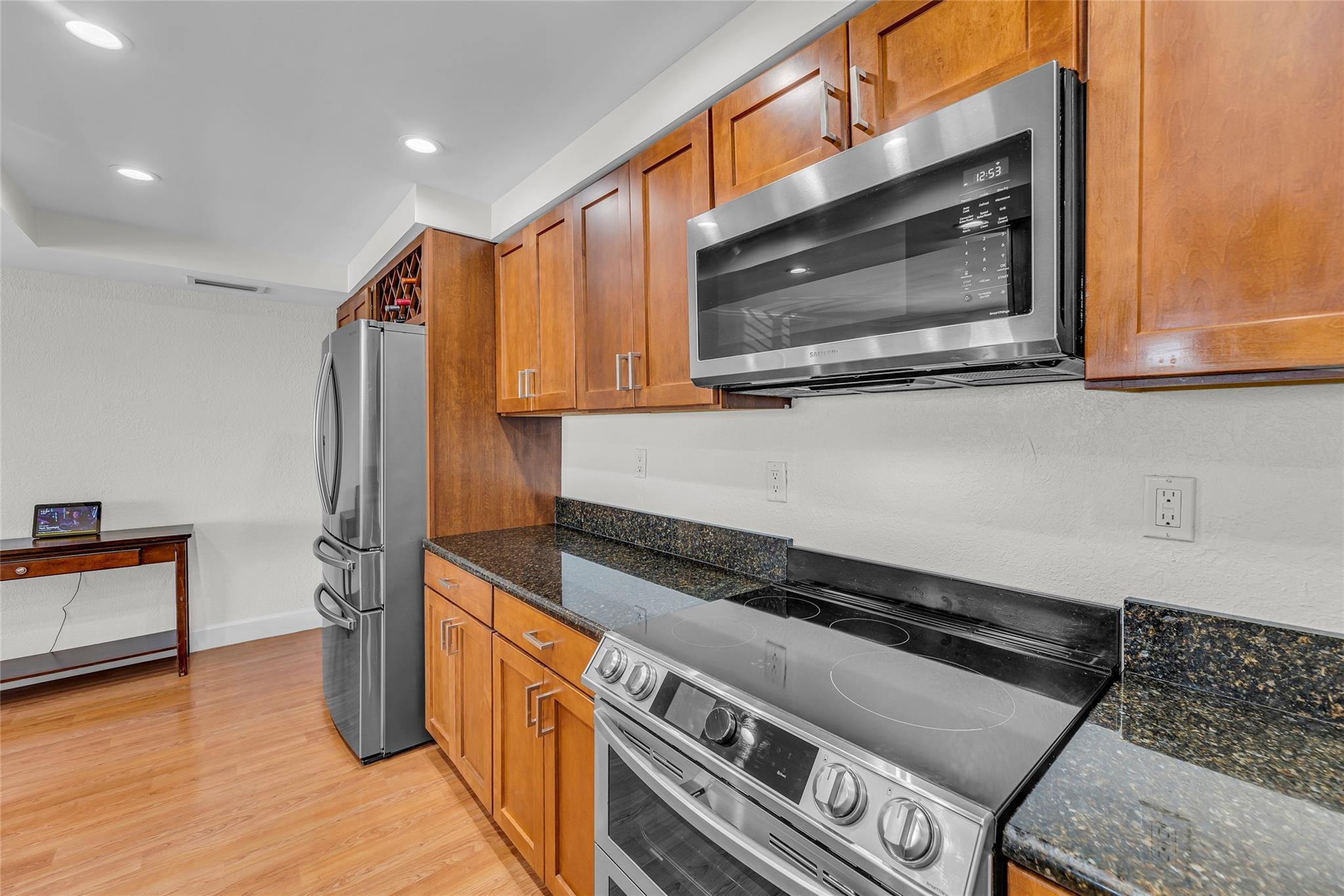 2900 NE 30th Street G-9