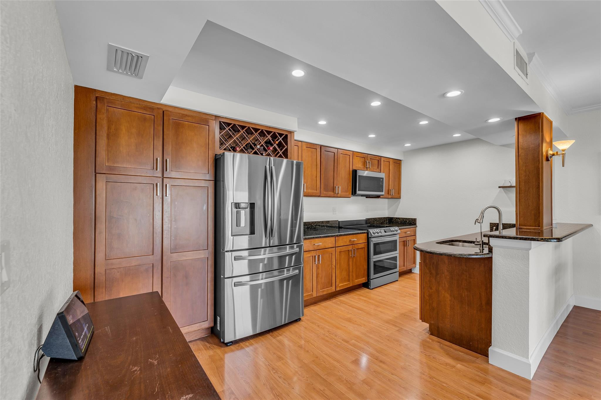 2900 NE 30th Street G-9