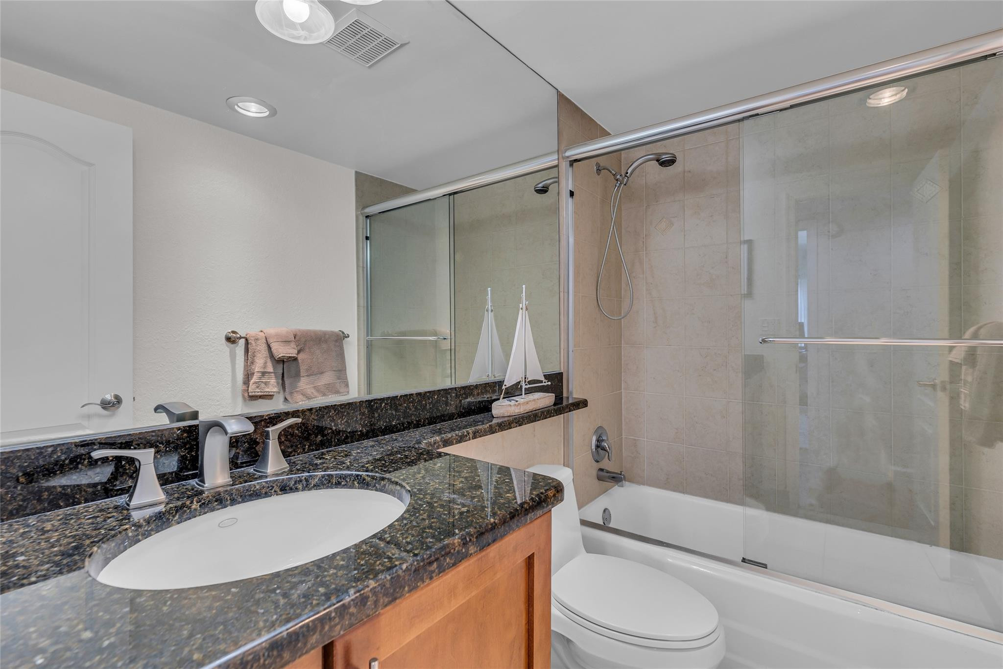 2900 NE 30th Street G-9