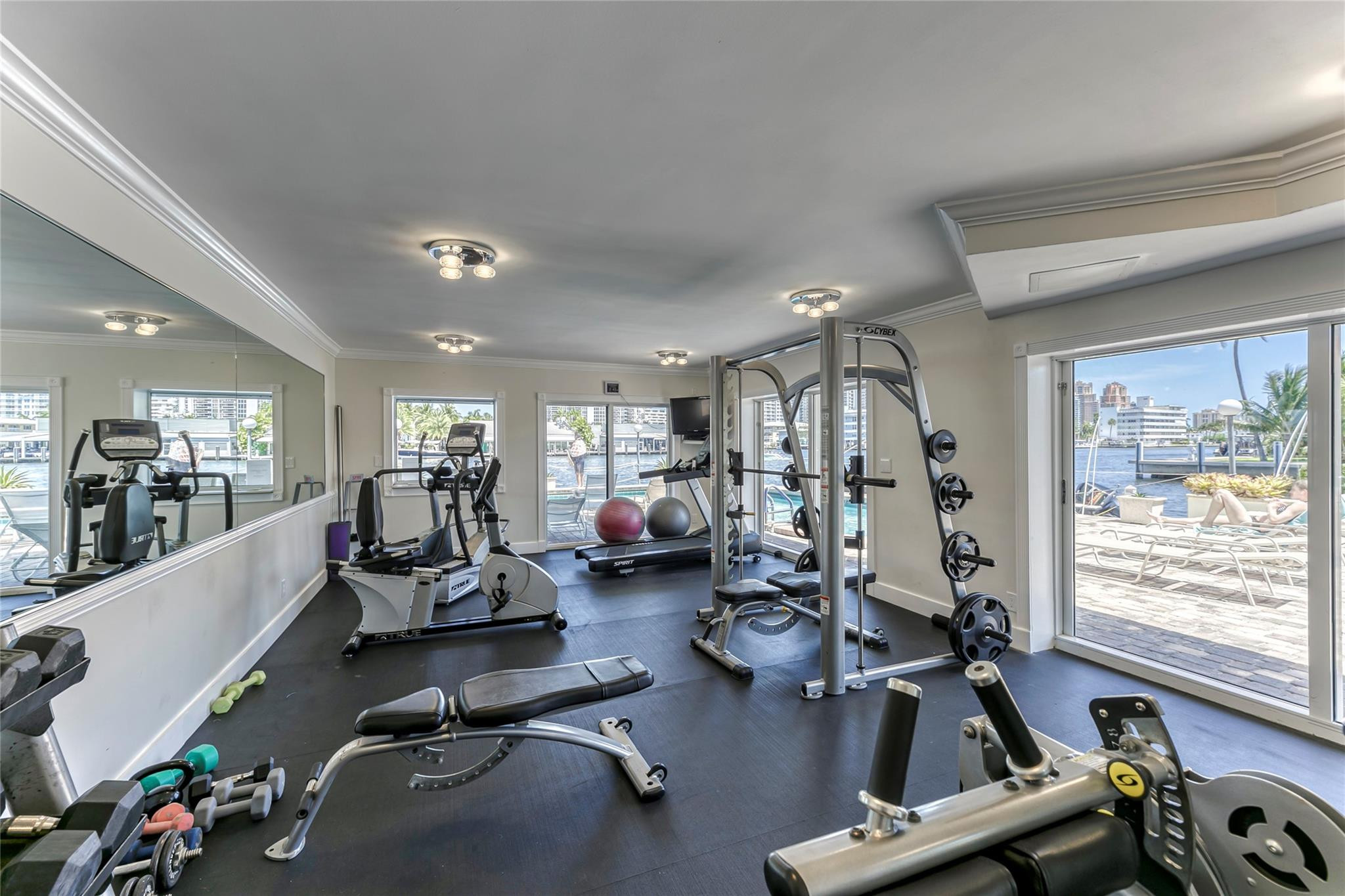 2900 NE 30th Street G-9