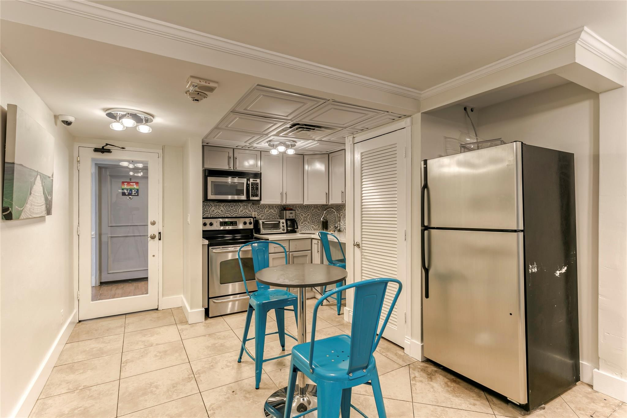 2900 NE 30th Street G-9
