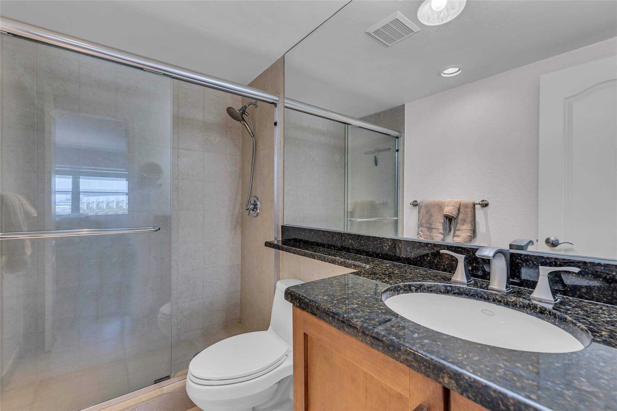 2900 NE 30th Street G-9