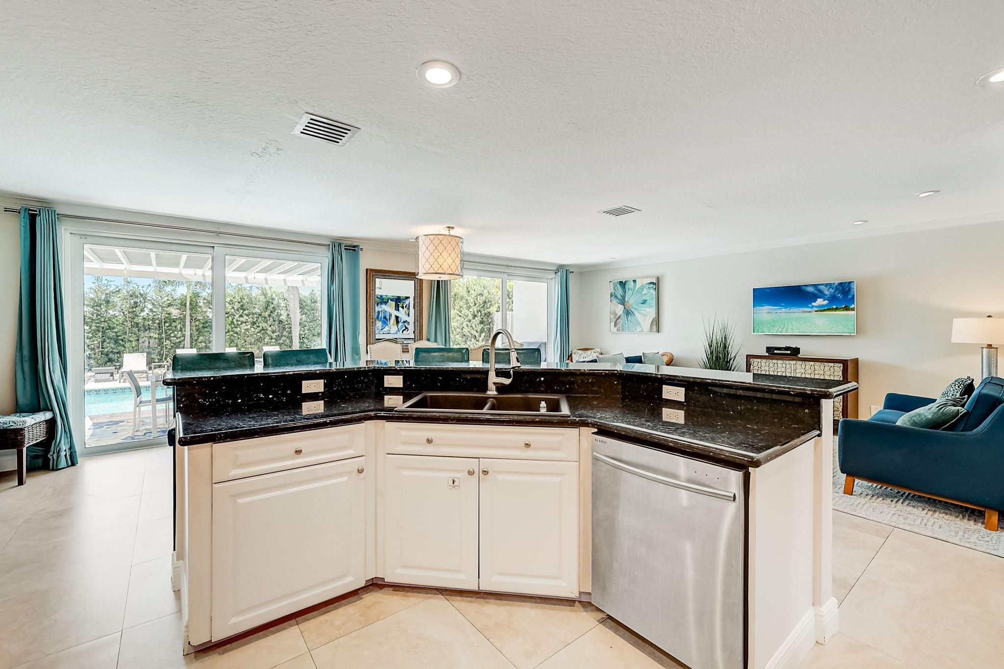 2221 NE 33rd Avenue 2221