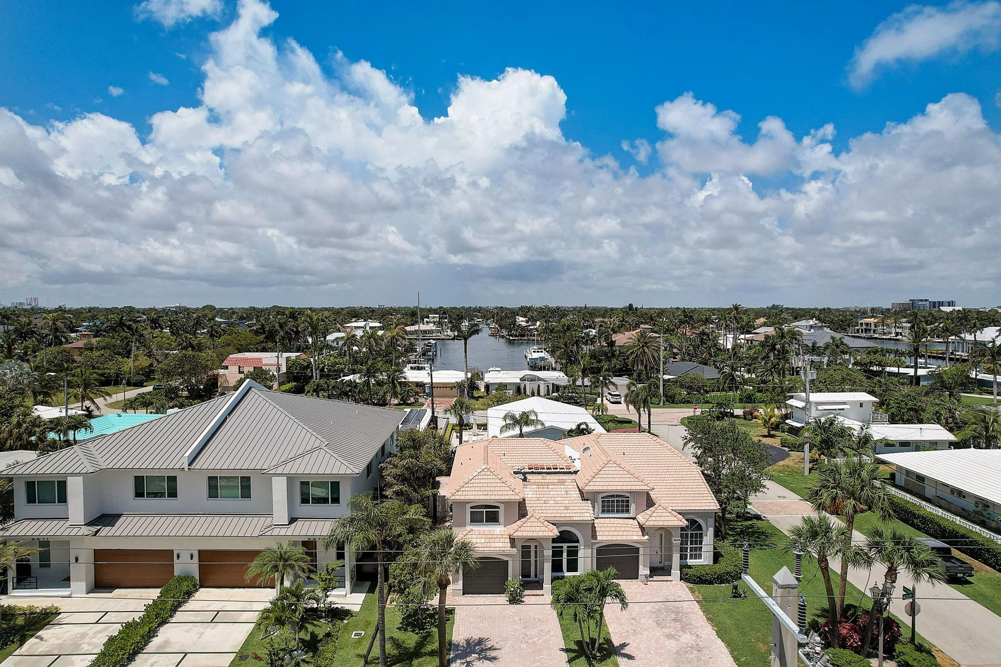 2221 NE 33rd Avenue 2221