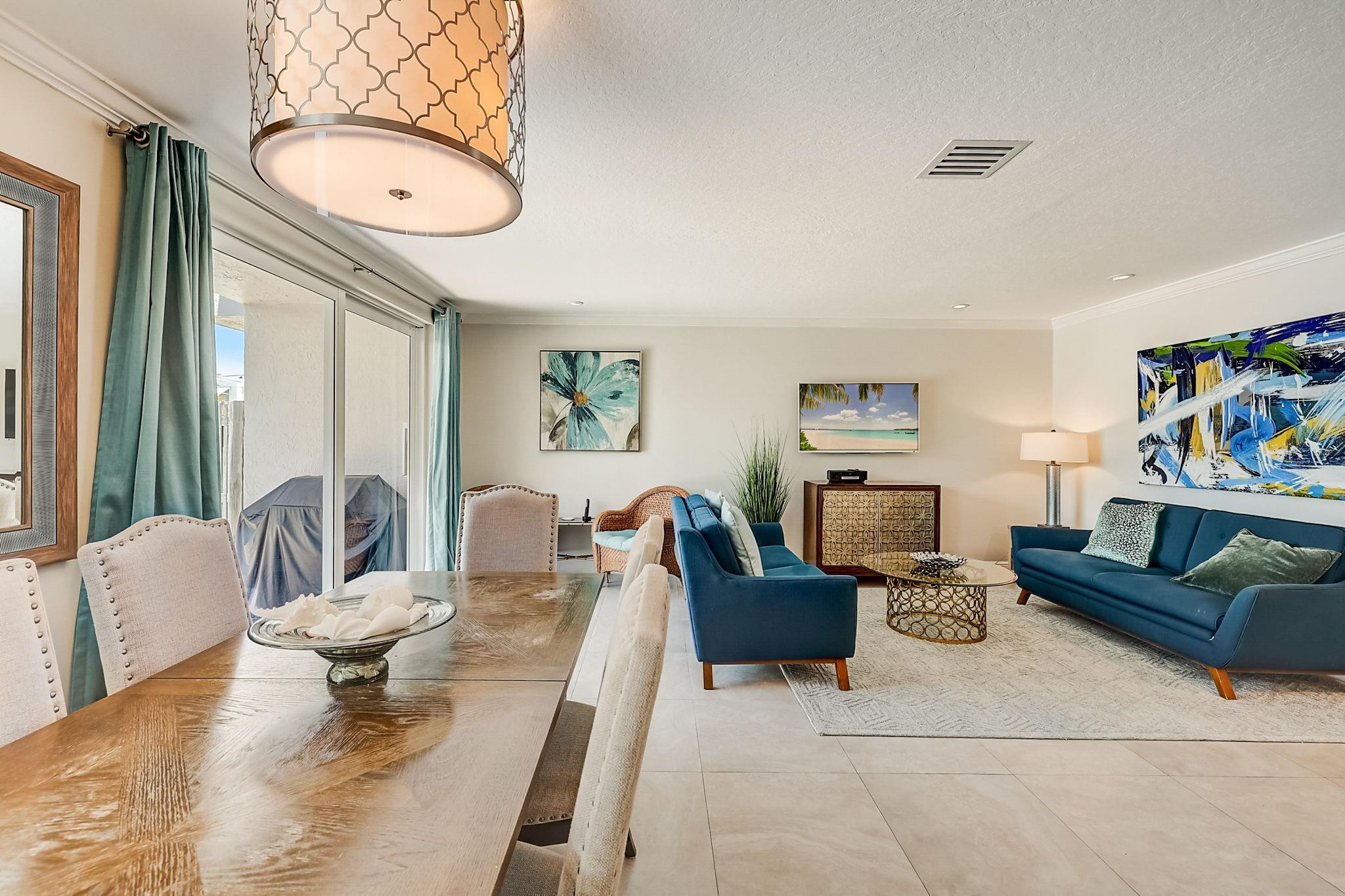 2221 NE 33rd Avenue 2221