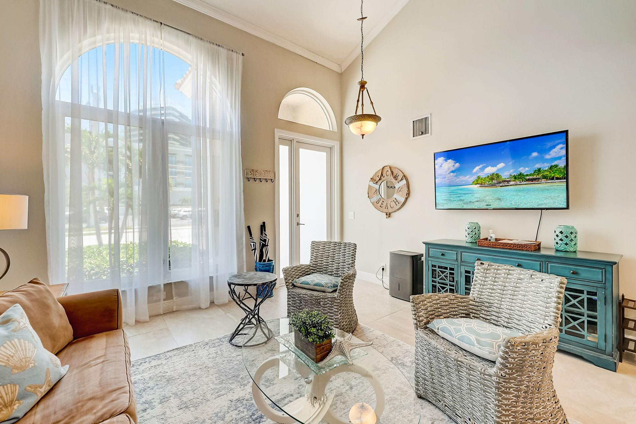 2221 NE 33rd Avenue 2221