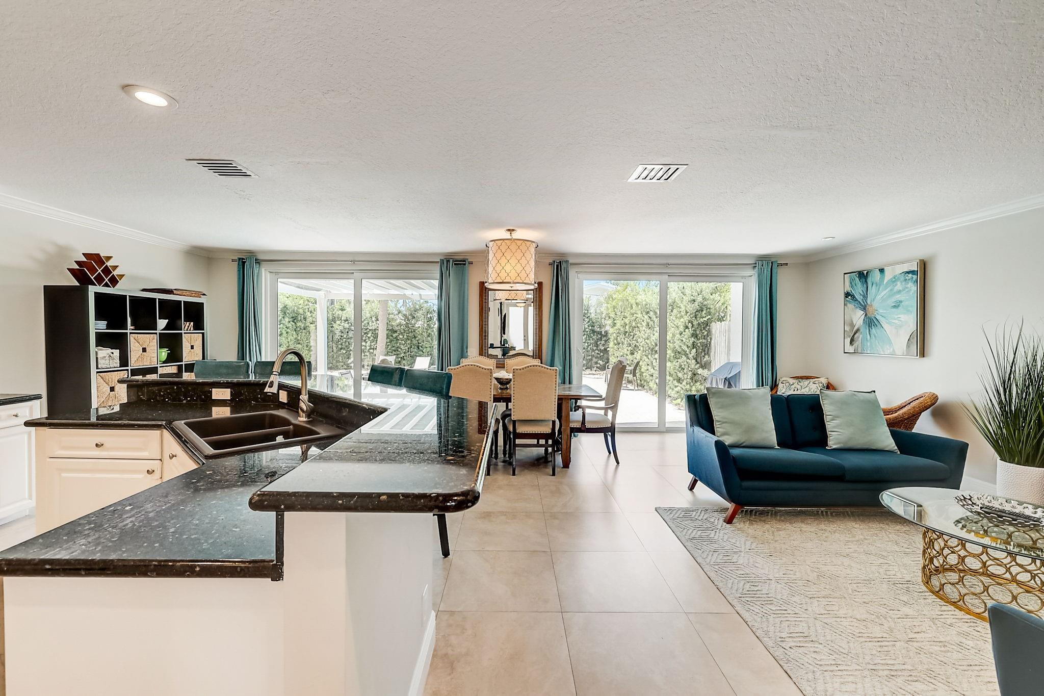 2221 NE 33rd Avenue 2221