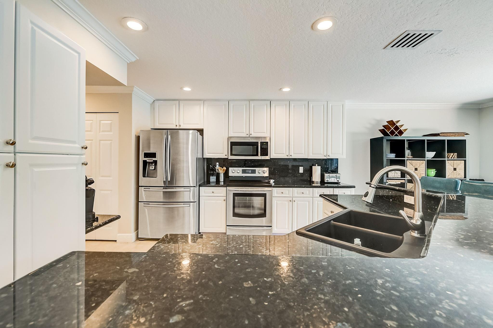 2221 NE 33rd Avenue 2221