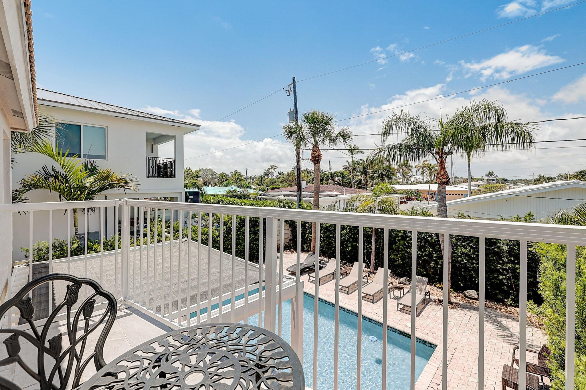 2221 NE 33rd Avenue 2221