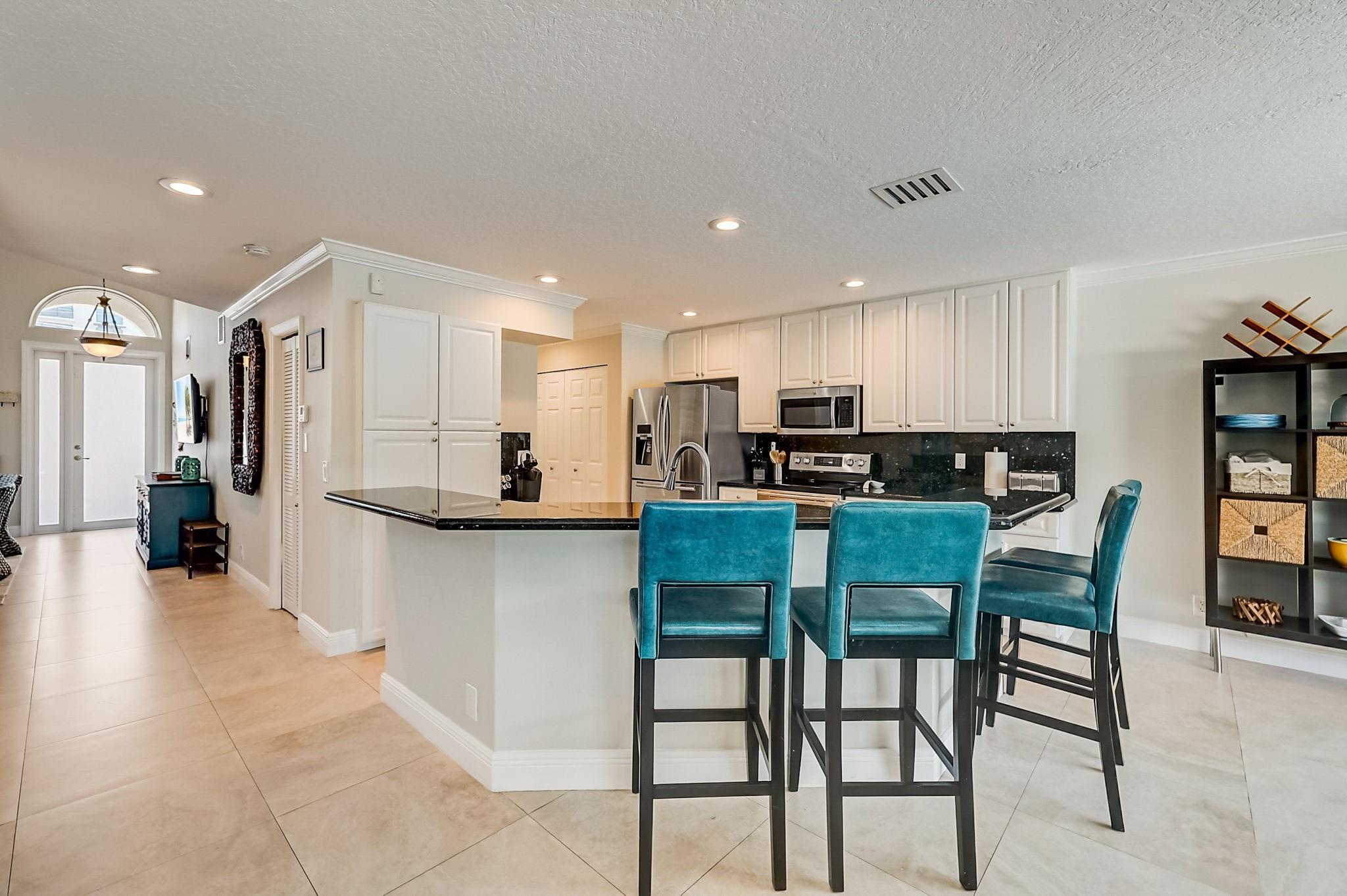 2221 NE 33rd Avenue 2221