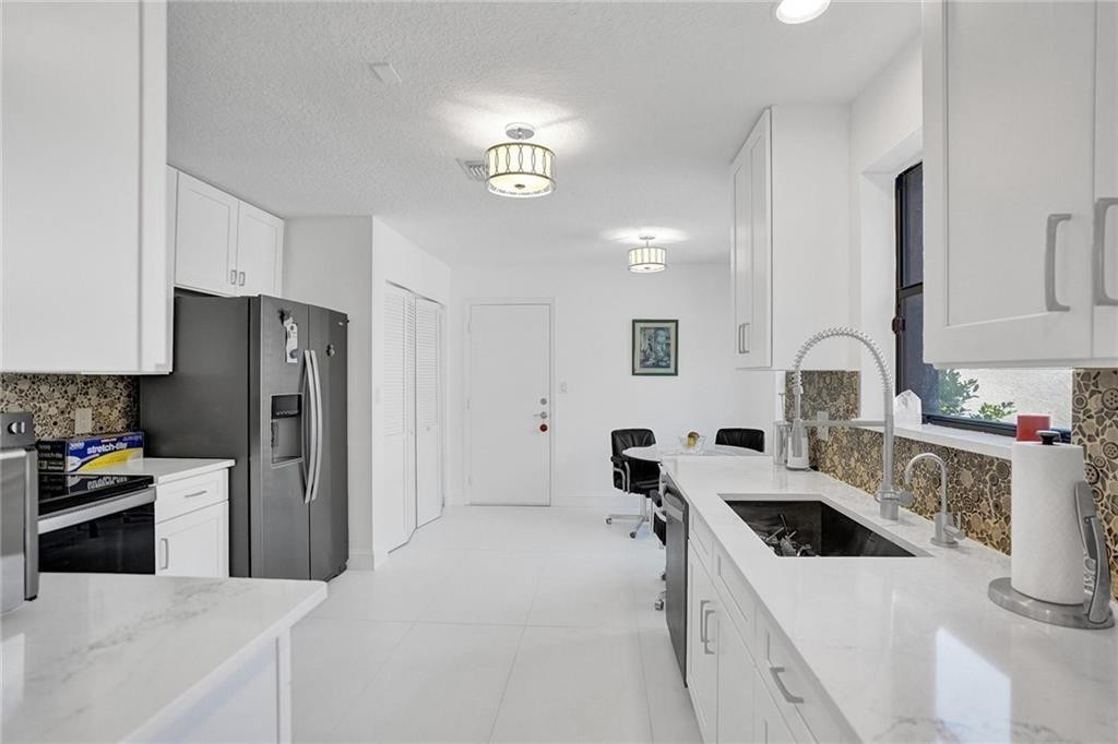 5315 Monterey Circle E