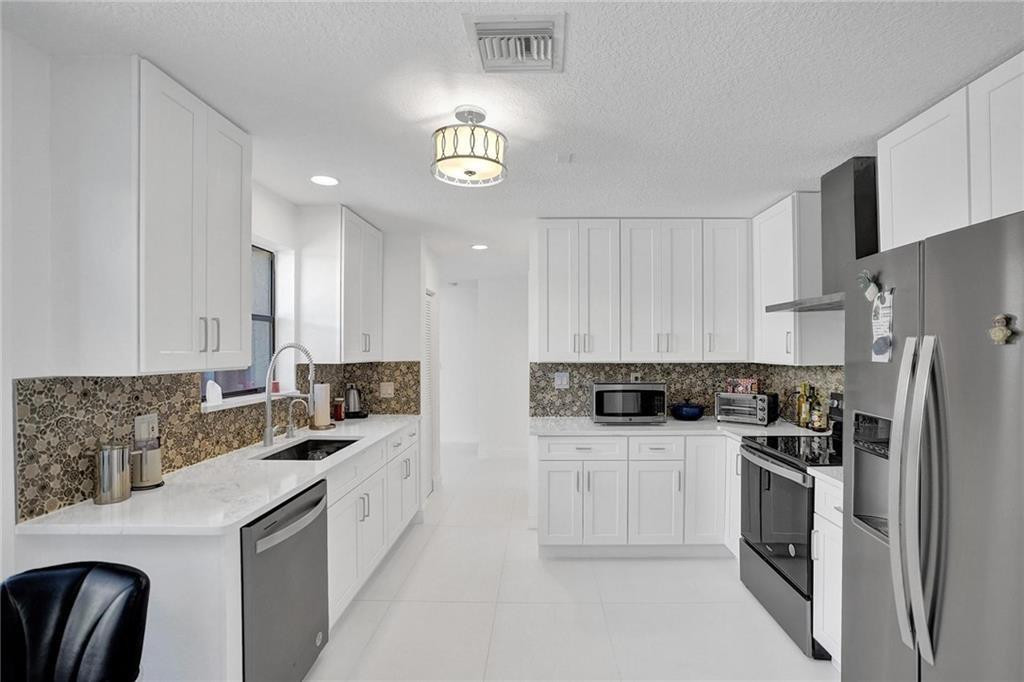 5315 Monterey Circle E