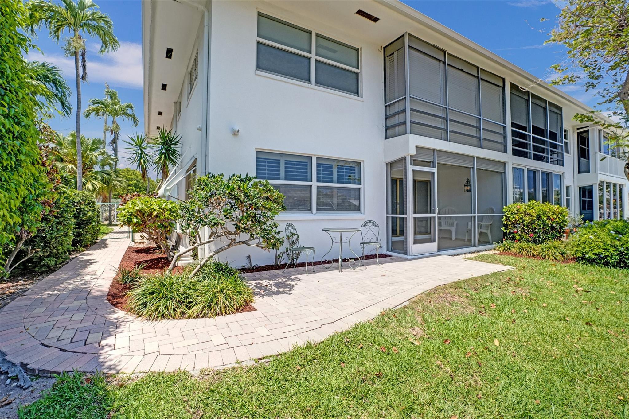 2820 NE 30th Street 6