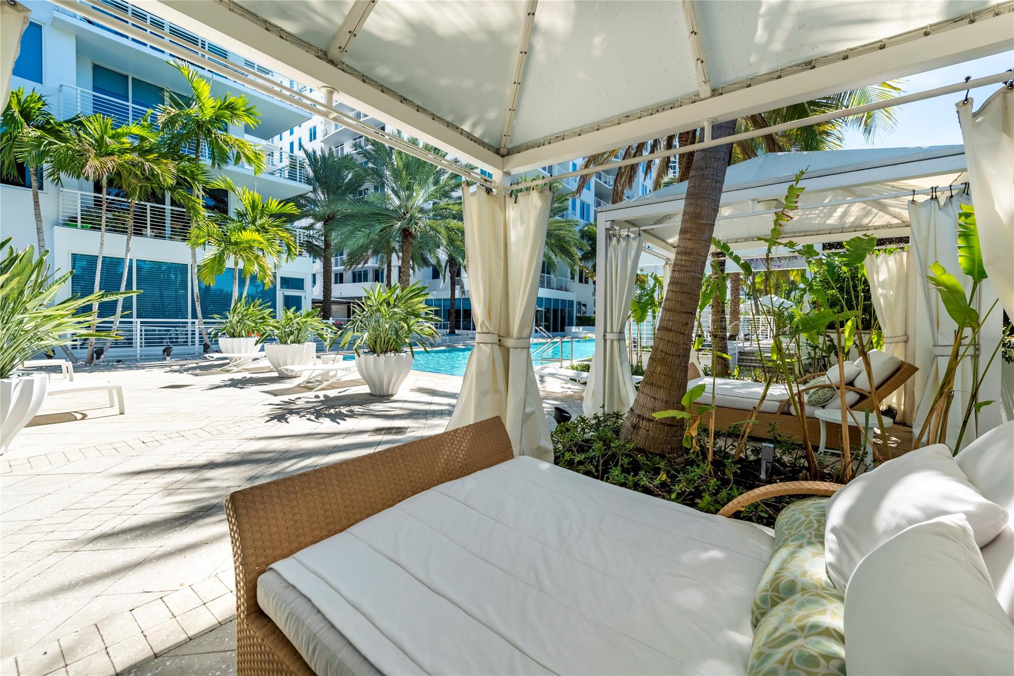 2821 N Ocean Boulevard 1102S