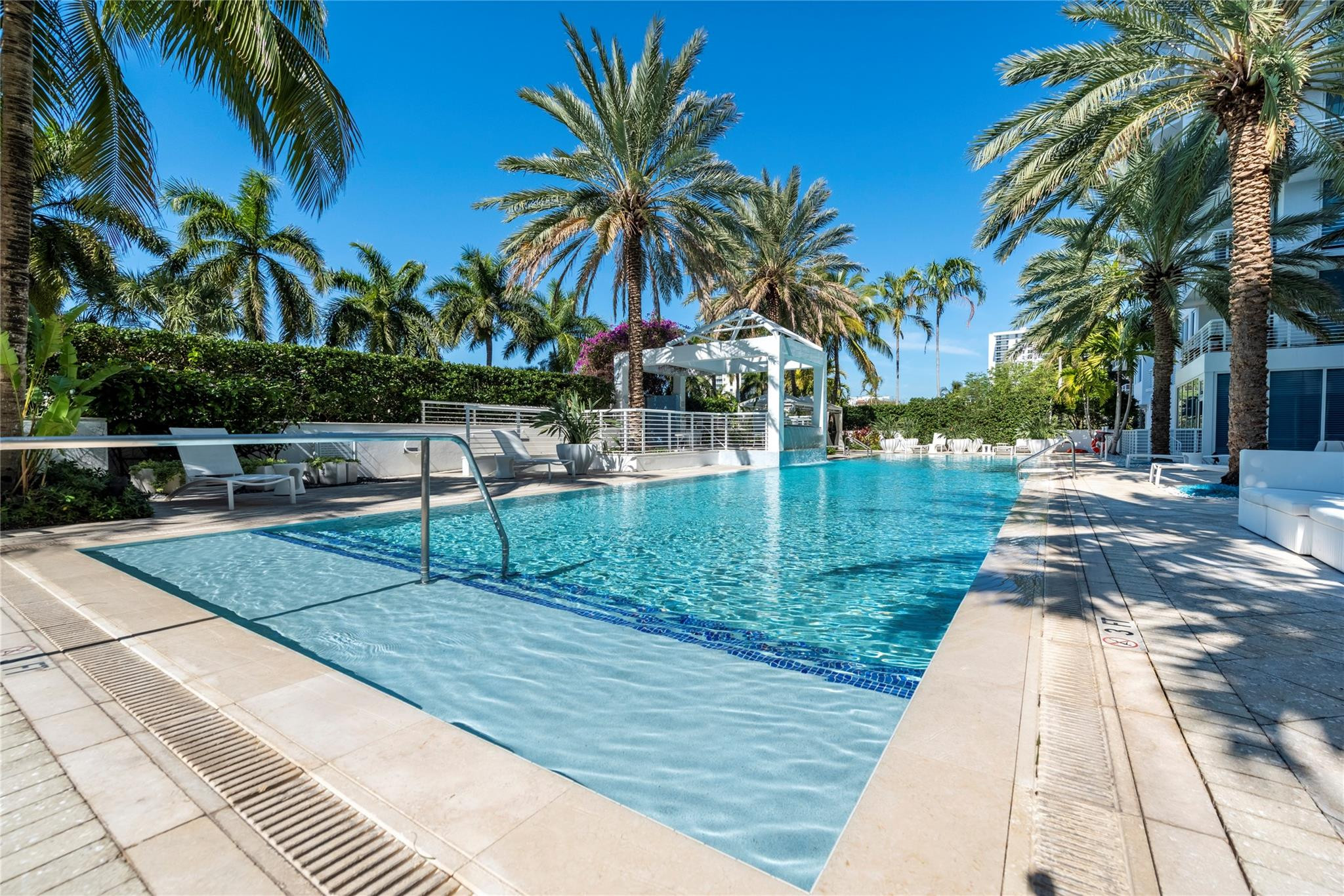 2821 N Ocean Boulevard 1102S