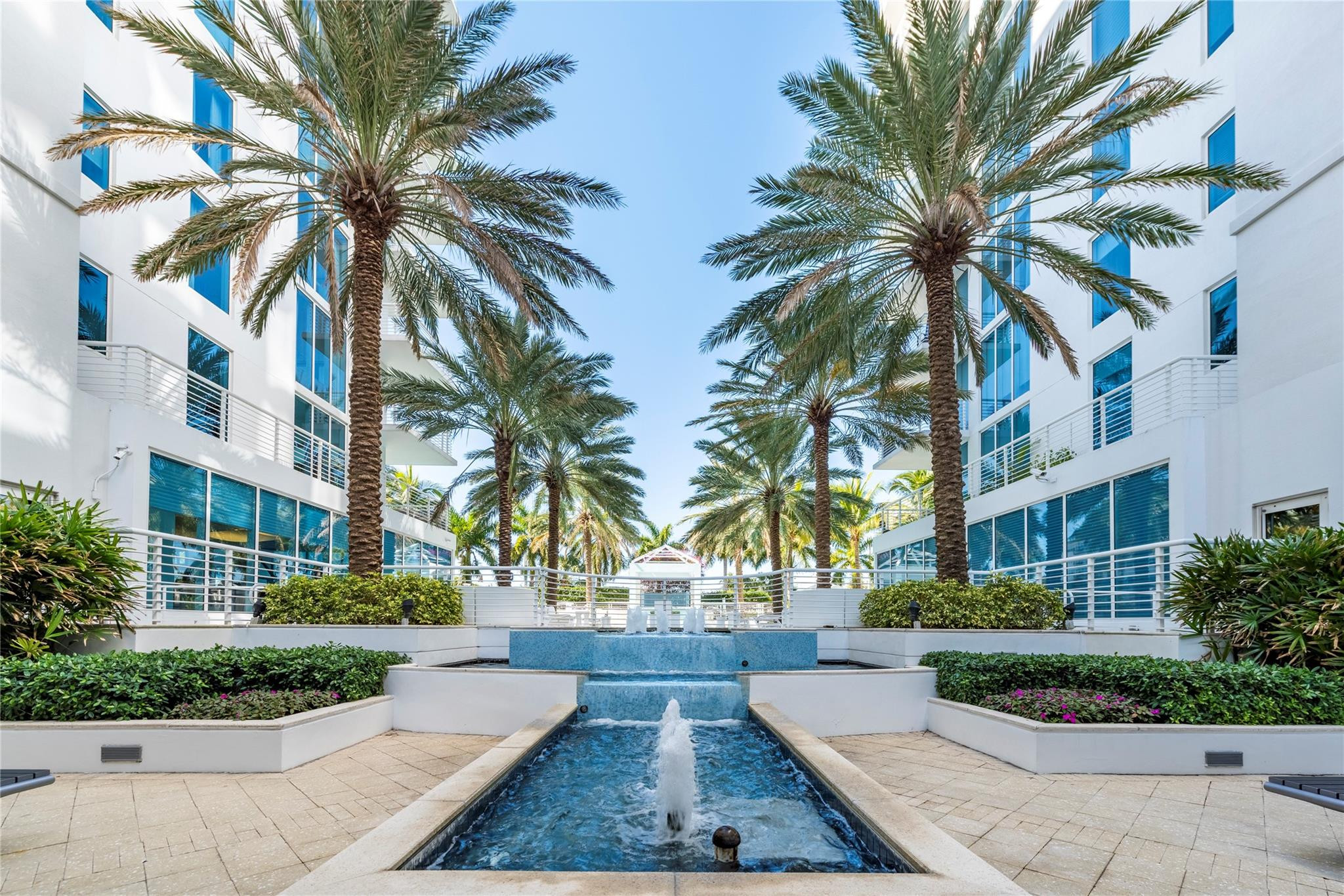 2821 N Ocean Boulevard 1102S