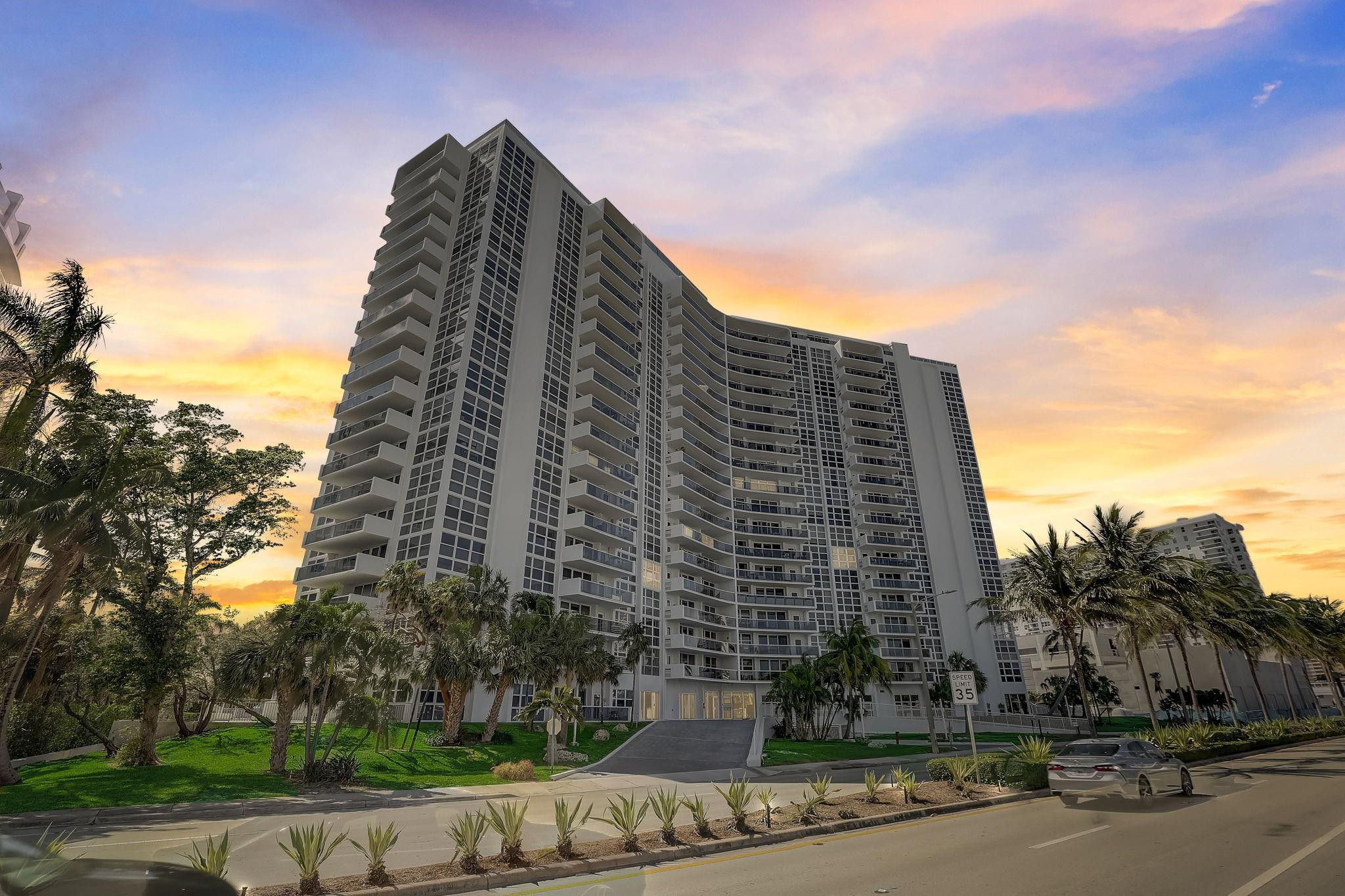 2841 N Ocean Boulevard 1102