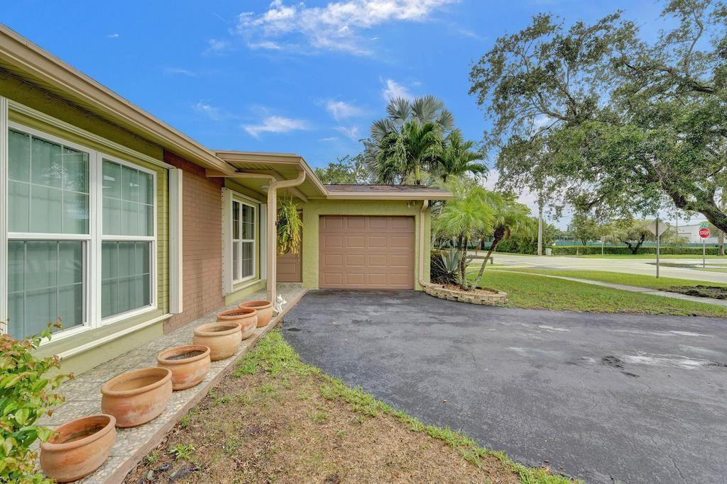 4391 NW 115th Terrace