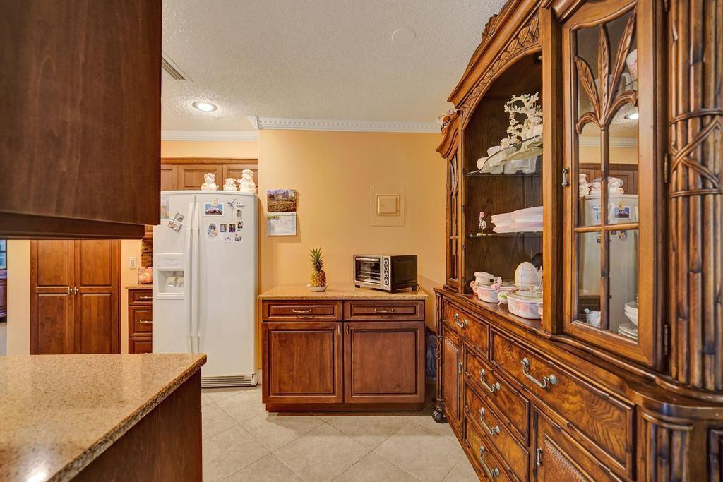 4391 NW 115th Terrace