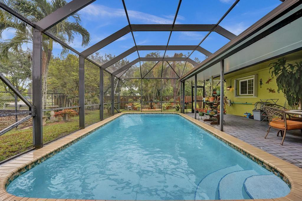 4391 NW 115th Terrace
