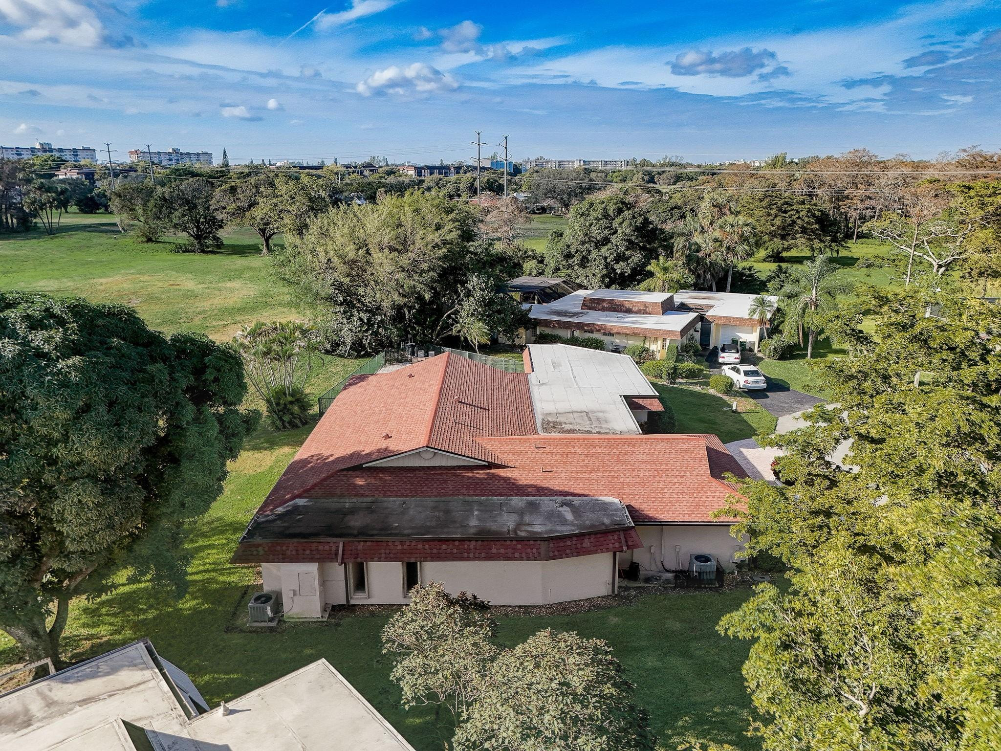 5306 Sea Grape Circle