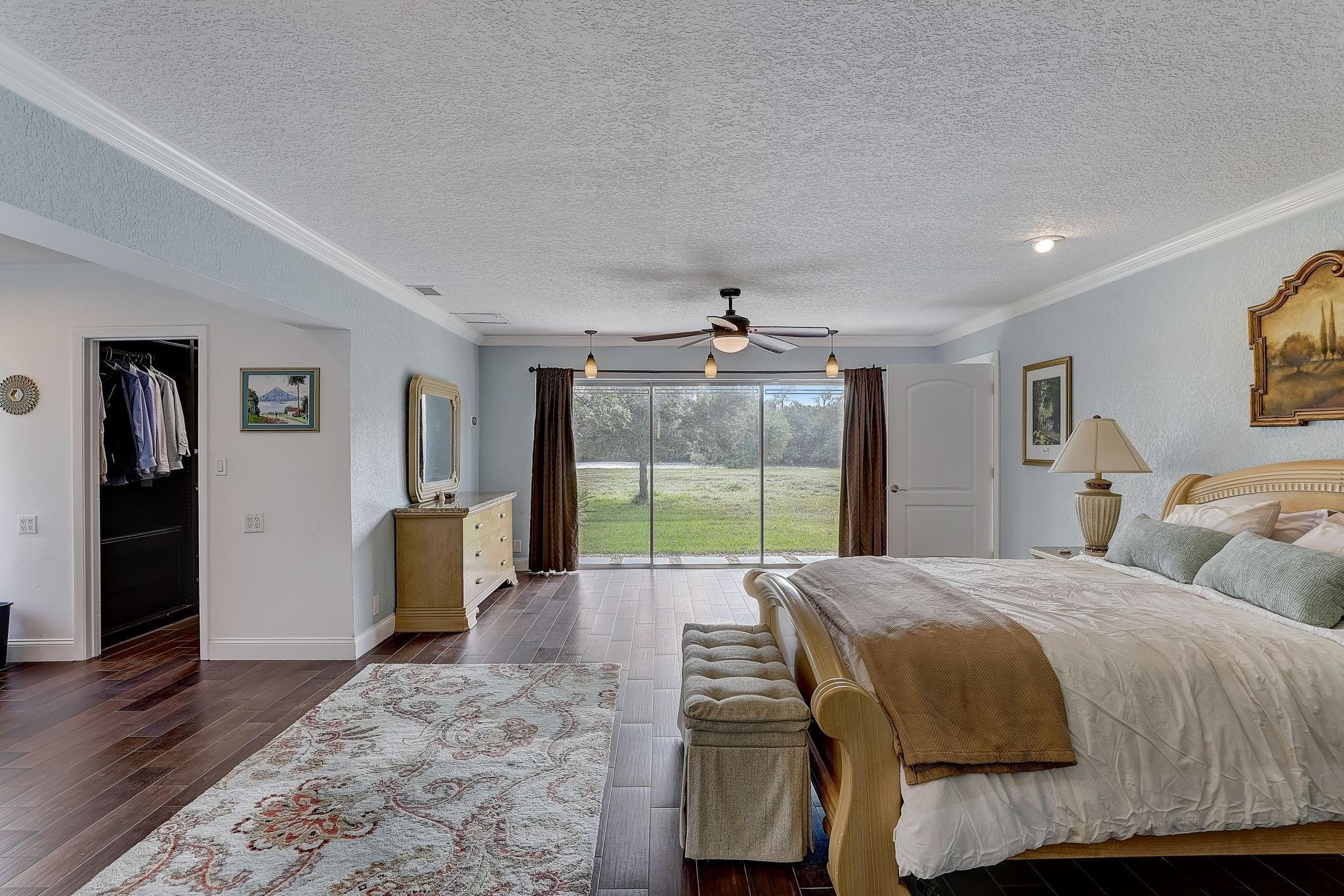 5306 Sea Grape Circle