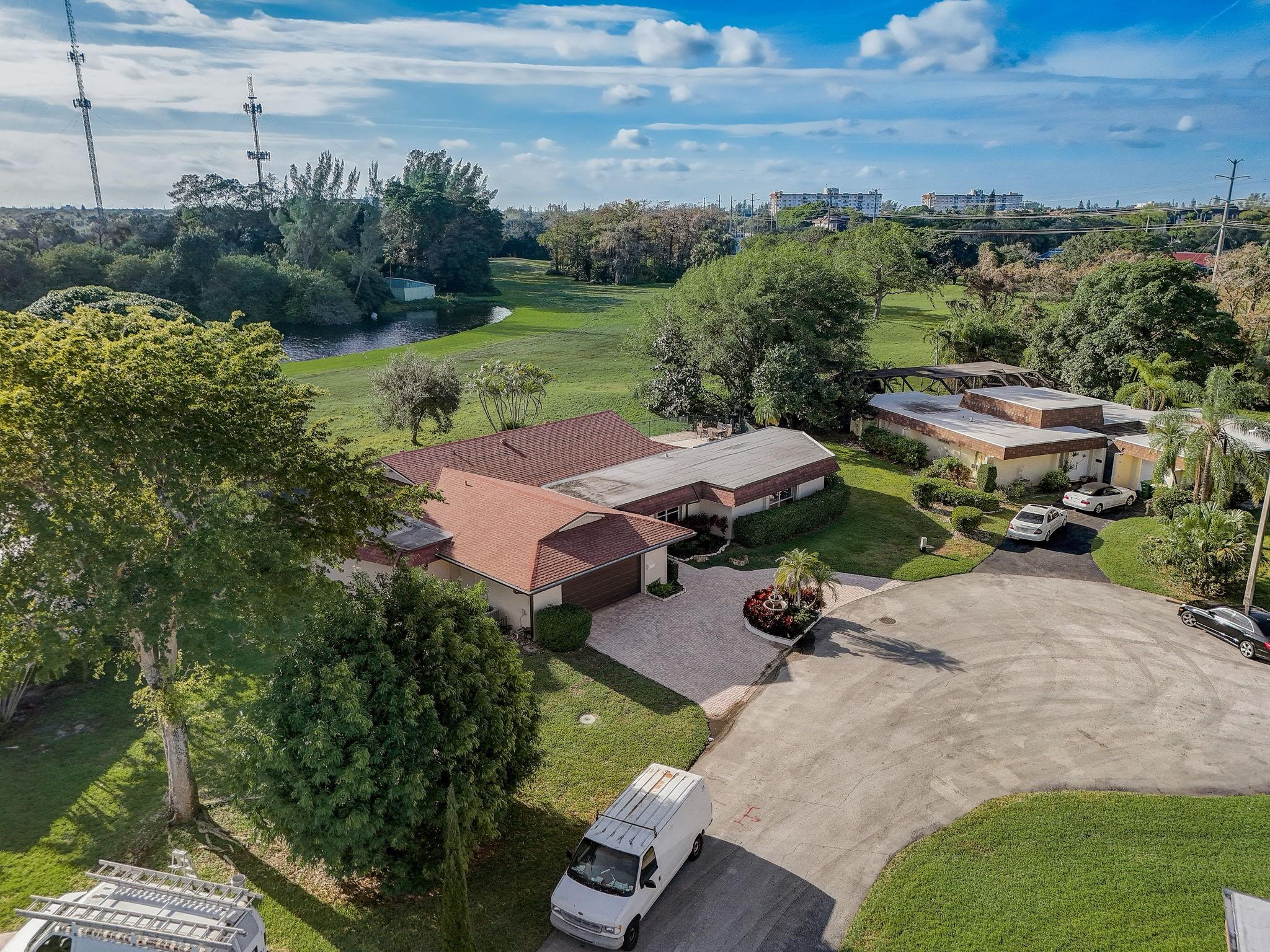 5306 Sea Grape Circle