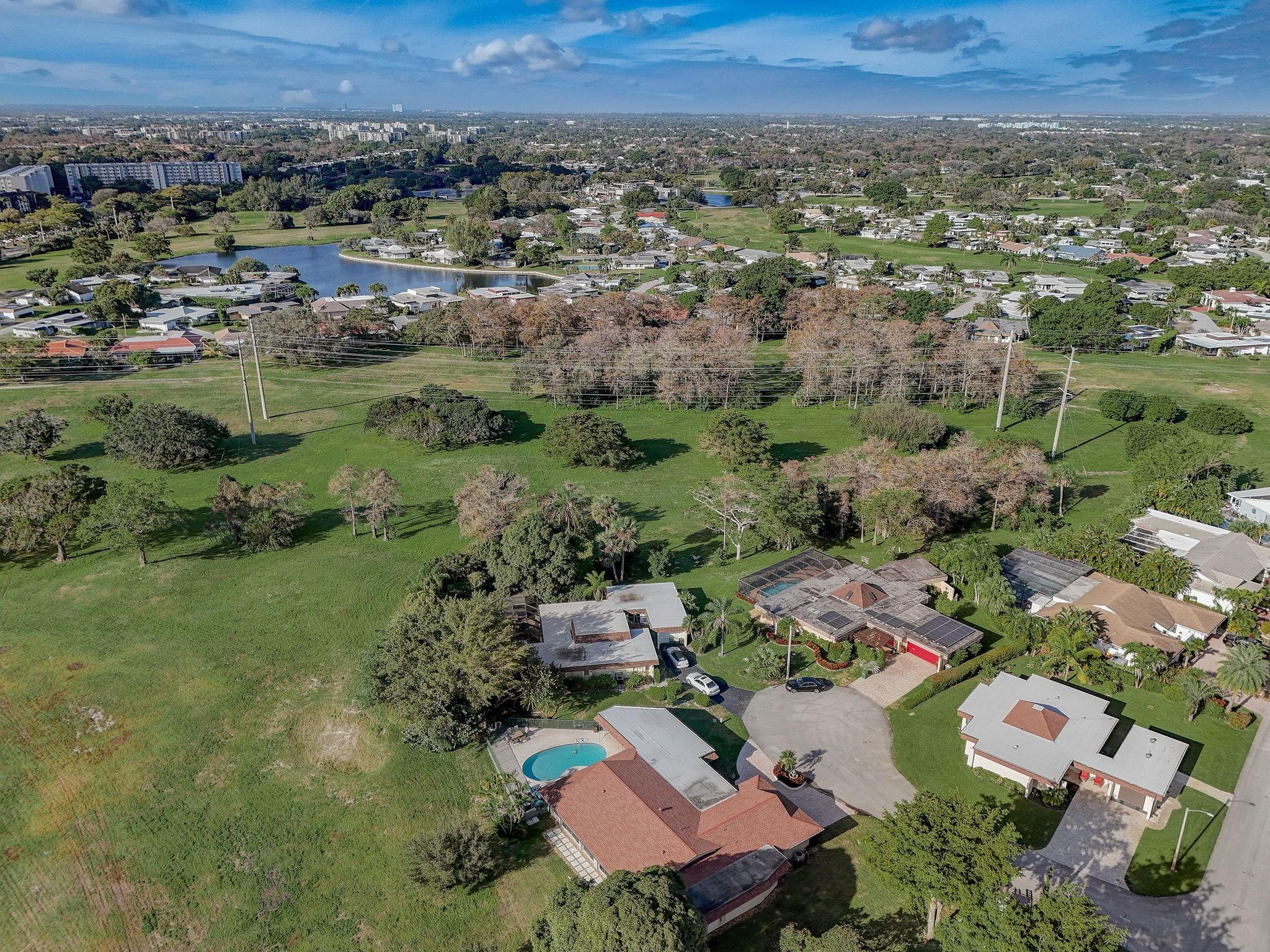 5306 Sea Grape Circle