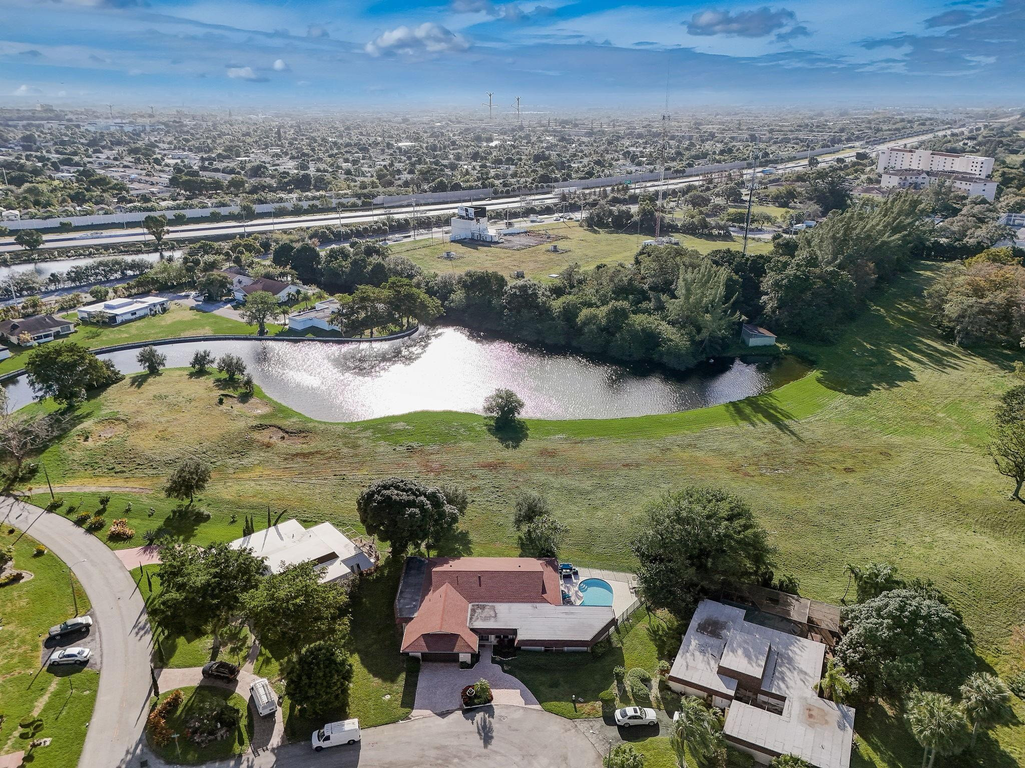5306 Sea Grape Circle