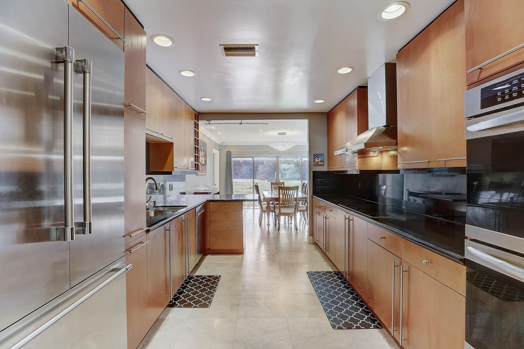 5306 Sea Grape Circle